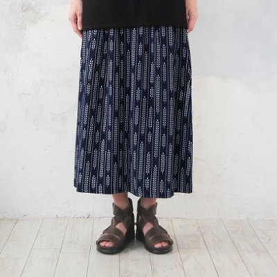 着丈2展開＊リーフライン柄＊ゆるやかなフレアAラインシルエット＊落ち感あるやわらかコットン素材＊スカート＊d-sk513の画像