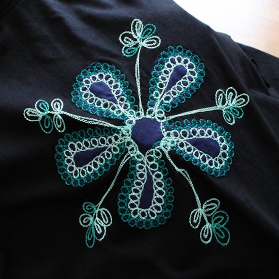 新色追加＊立体花刺繍が映える＊ゆったりバルーンシルエット＊ジップアップ＊ふんわりコットン＊フードパーカー＊羽織り＊d-jk518画像