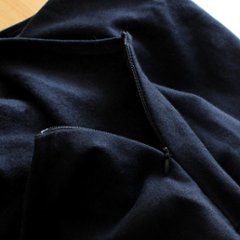 やさしい温もりと遊び心を添える＊手編みポケットがアクセント＊裏地フリース＊あたたか＊サロペットスカート＊ブラック＊d-dr004画像