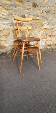 Pair of Ercol chairsの画像