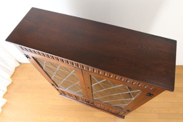 Oak leaded door bookcase画像