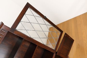Oak leaded door bookcase画像