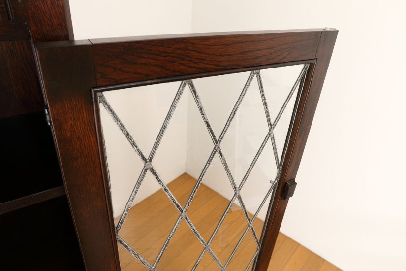 Oak leaded door bookcase画像