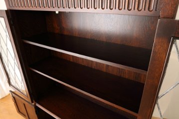Oak leaded door bookcase画像