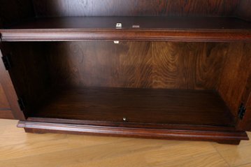 Oak leaded door bookcase画像