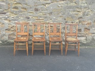 Set of four church chairsの画像