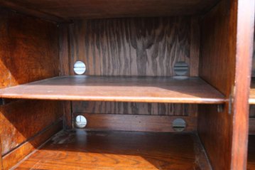 Jaccobean style heavy oak Side Cabinet / TV Board画像