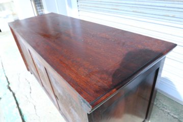 Jaccobean style heavy oak Side Cabinet / TV Board画像