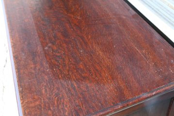Jaccobean style heavy oak Side Cabinet / TV Board画像
