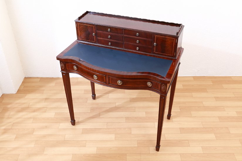 Inlaid Mahogany Bonheur du jour画像