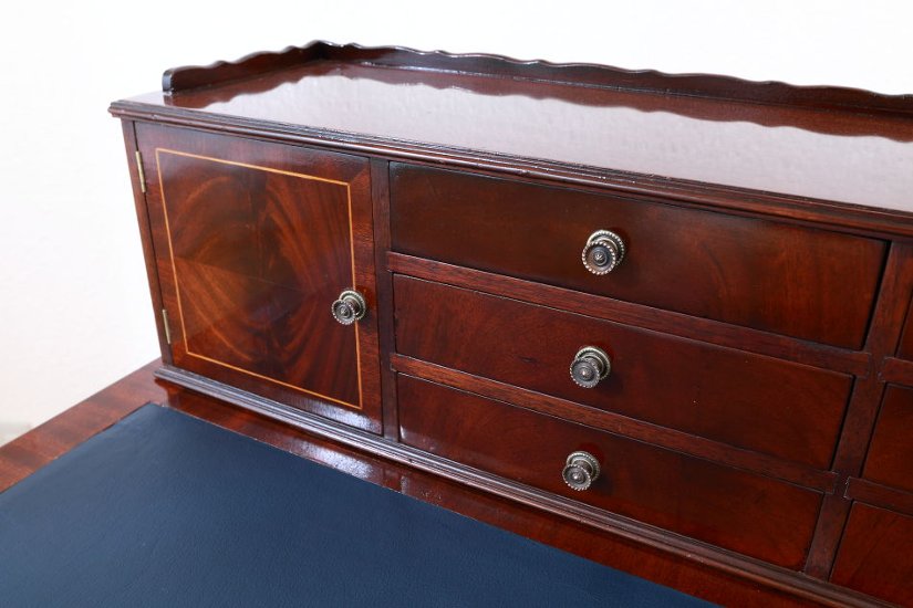 Inlaid Mahogany Bonheur du jour画像