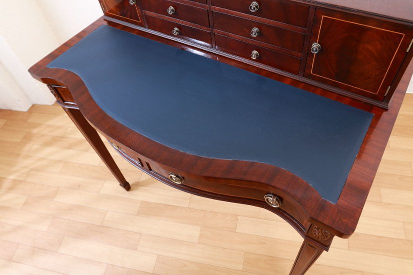 Inlaid Mahogany Bonheur du jour画像