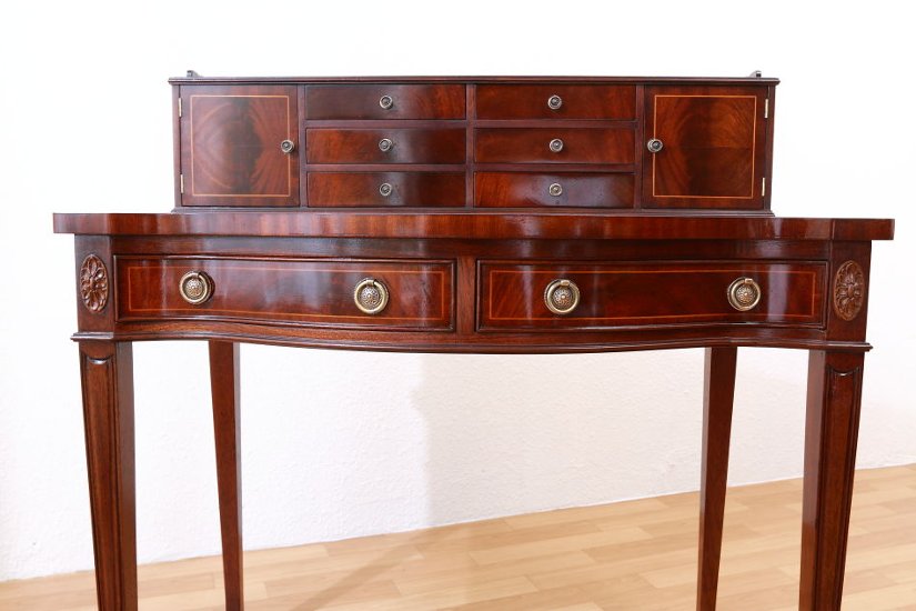 Inlaid Mahogany Bonheur du jour画像