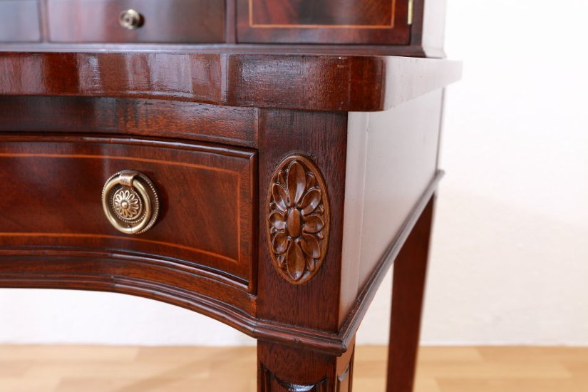 Inlaid Mahogany Bonheur du jour画像