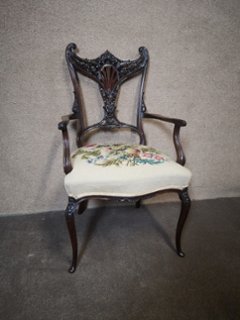 Edwardian chairの画像