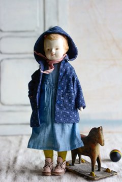 ドール（フード付上着）の画像