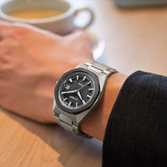 CB3044-55E アテッサ【ノベルティ付・ｷﾞﾌﾄ包装･ベルト調整無料・国内正規品】腕時計 メンズ ソーラー電波画像