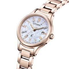 ES9498-51D〇クロスシー【ノベルティ付・国内正規品・ｷﾞﾌﾄ包装･ベルト調整無料】腕時計 レディース ｿｰﾗｰ電波 北川景子さん限定画像
