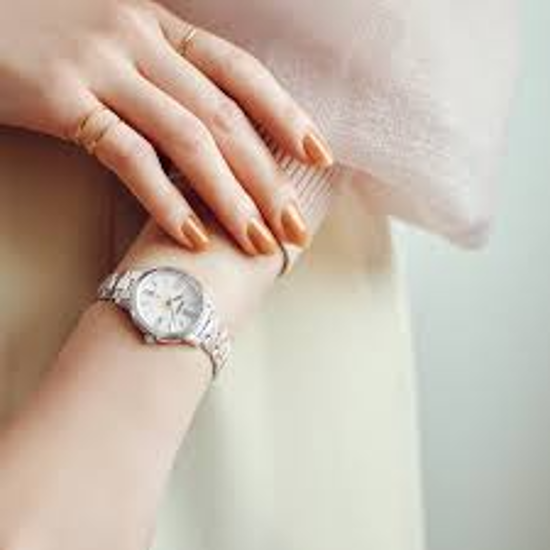 SSVW205 ｾｲｺｰﾙｷｱ 【ﾉﾍﾞﾙﾃｨ付・ｷﾞﾌﾄ包装･ﾍﾞﾙﾄ調整無料･新品正規品】ｿｰﾗｰ電波　ﾚﾃﾞｨｰｽ腕時計画像