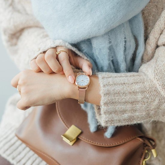 KP6-065-21 ウイッカ【ﾉﾍﾞﾙﾃｨ付・ｷﾞﾌﾄ包装･ﾍﾞﾙﾄ調整無料・国内正規品】腕時計 ﾚﾃﾞｨｰｽ ｿｰﾗｰ 替えﾊﾞﾝﾄﾞ付 限定画像