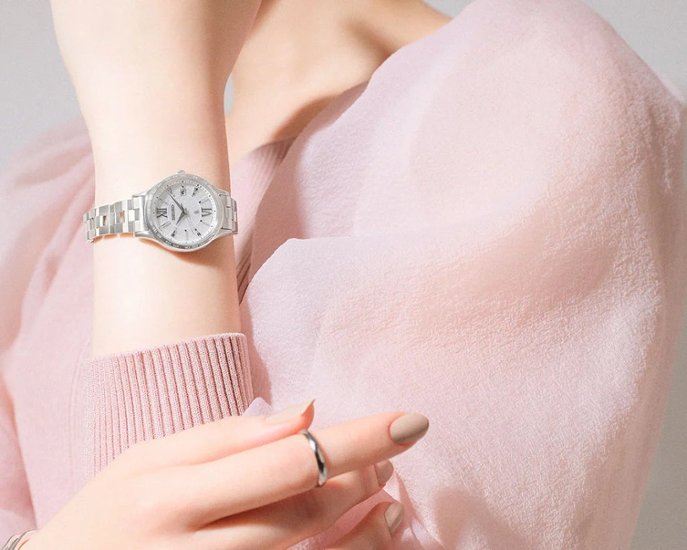 SSVV081 ｾｲｺｰﾙｷｱ【ﾉﾍﾞﾙﾃｨ付・ｷﾞﾌﾄ包装･ﾍﾞﾙﾄ調整無料･新品正規品】ｿｰﾗｰ電波　ﾚﾃﾞｨｰｽ腕時計画像