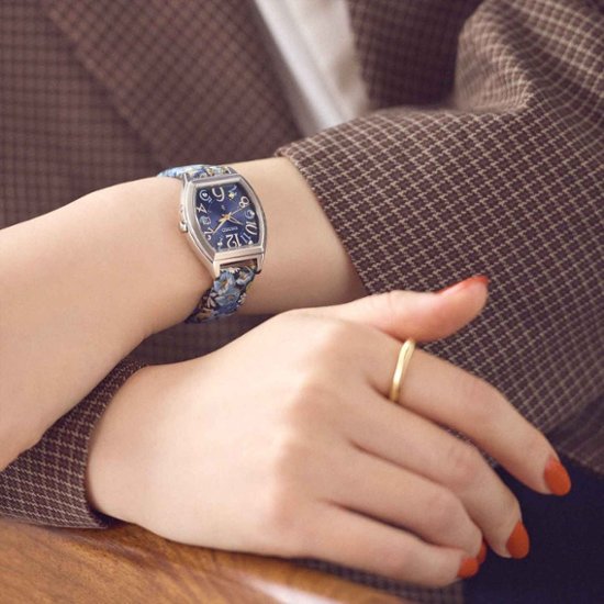 SSQW103 ｾｲｺｰﾙｷｱ【ﾉﾍﾞﾙﾃｨ付・ｷﾞﾌﾄ包装･ﾍﾞﾙﾄ調整無料･新品正規品】ｿｰﾗｰ電波 ﾚﾃﾞｨｰｽ腕時計 限定画像