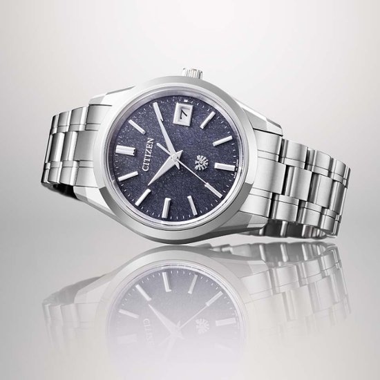 AQ4100-65M〇The CITIZEN 30周年記念 限定モデル【ベルト調整無料･国内正規品】腕時計 メンズ ソーラー画像