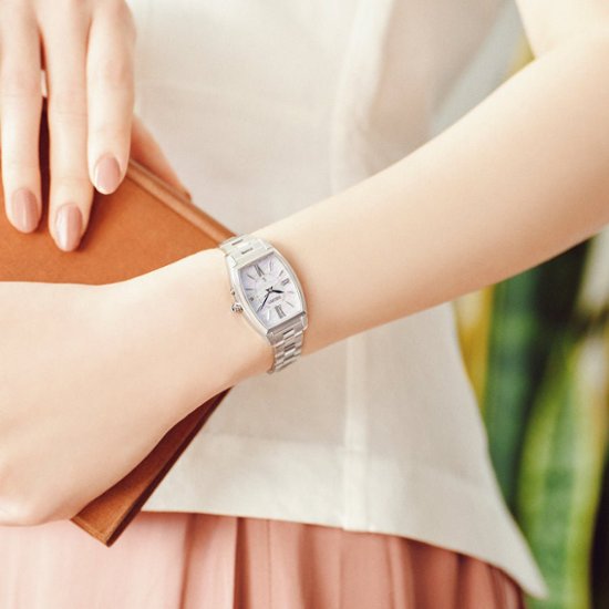 SSQW071 ｾｲｺｰﾙｷｱ【ﾉﾍﾞﾙﾃｨ付・ｷﾞﾌﾄ包装･ﾍﾞﾙﾄ調整無料･新品正規品】ｿｰﾗｰ電波　ﾚﾃﾞｨｰｽ腕時計画像