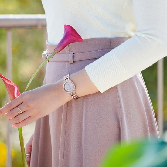 ES9498-77N:ｸﾛｽｼｰ【ﾉﾍﾞﾙﾃｨ付･国内正規品･ｷﾞﾌﾄ包装･ﾍﾞﾙﾄ調整無料】ｿｰﾗｰ電波 ﾚﾃﾞｨｽ腕時計 ｼﾝﾌﾟﾙｱｼﾞｬｽﾄ 限定画像