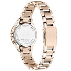 EE1004-57A クロスシー【ノベルティ付・国内正規品】【ｷﾞﾌﾄ包装･ｻｲｽﾞ調整無料】ｿｰﾗｰ電波　レディース腕時計 北川景子さん広告着用モデル画像