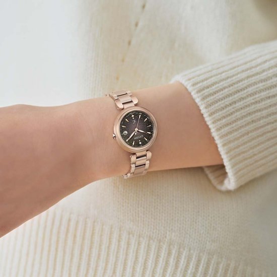 ES9467-97E クロスシー【ノベルティ付・国内正規品】【ｷﾞﾌﾄ包装･ｻｲｽﾞ調整無料】ｿｰﾗｰ電波 レディース腕時計 限定画像