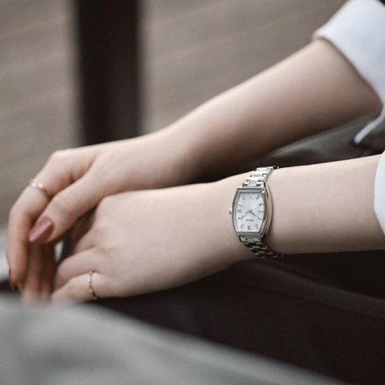 SWFH143 ｾｲｺｰｾﾚｸｼｮﾝ【ノベルティ付・ｷﾞﾌﾄ包装･ﾍﾞﾙﾄ調整無料・国内正規品】レディス ソーラー電波 腕時計画像