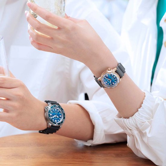 EO2023-00W ﾌﾟﾛﾏｽﾀｰ【ノベルティ付・ｷﾞﾌﾄ包装無料・国内正規品】腕時計 メンズ レディース ソーラー　限定画像