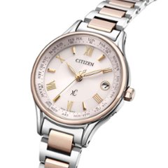 EC1165-51W　クロスシー【ノベルティ付・国内正規品】【ｷﾞﾌﾄ包装･ｻｲｽﾞ調整無料】ｿｰﾗｰ電波　レディース腕時計 北川景子さん着用CMモデル画像