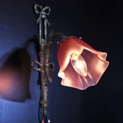フランス アンティーク クランベリーサチネガラス ソリッドブラス ウォールランプの画像
