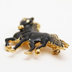 ヴィンテージ ブラックエナメル ホースブローチ画像