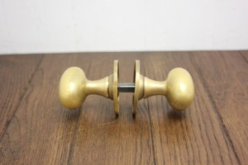 ブラス オーバル ドアノブ画像
