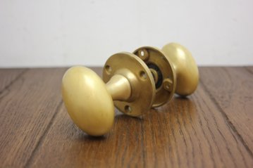 ブラス オーバル ドアノブ画像