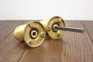 ブラス オーバル ドアノブ画像