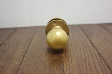 ブラス 丸玉 ドアノブ画像