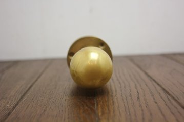 ブラス 丸玉 ドアノブ画像