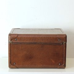 イギリス ヴィンテージ レザートランク画像