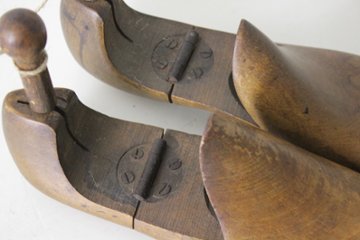 イギリス アンティーク シューキーパー ペア画像