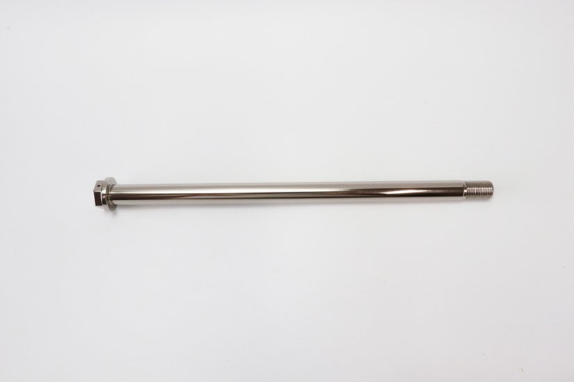 【ＲＥ－Ｒ－００１】　ＫＯＯＤ　ＲＯＹＡＬ ＥＮＦＩＥＬＤ　アクスルシャフト　リア用画像