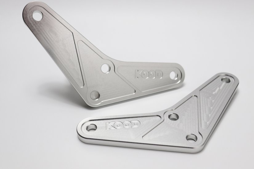 【Ｋ－ＬＰ－０３２－ＳＬ】ＫＯＯＤ　ＫＡＷＡＳＡＫＩ　リアサス　リンクプレート＆ボルト・ナットセット画像