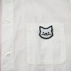 ねこの刺しゅうブローチ画像