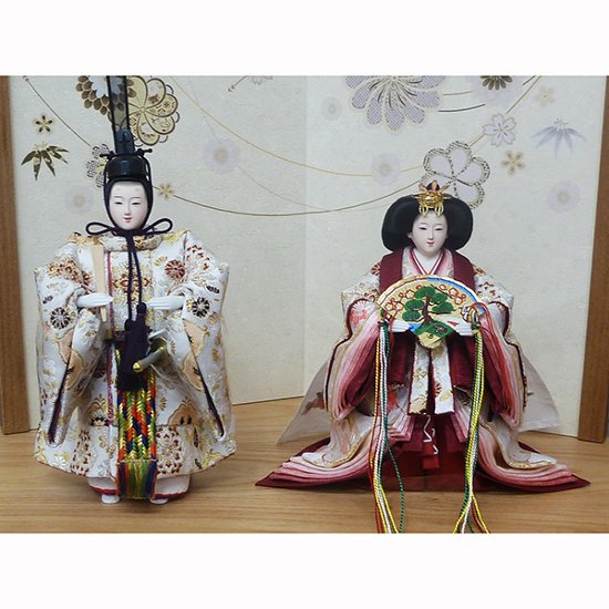 古都の雅を現代に伝える 京十一番 西陣織金襴着付け立雛飾り画像