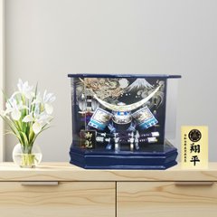 12号 伊達政宗 シルバー仕上げブルー兜 六角アクリルケース飾りの画像