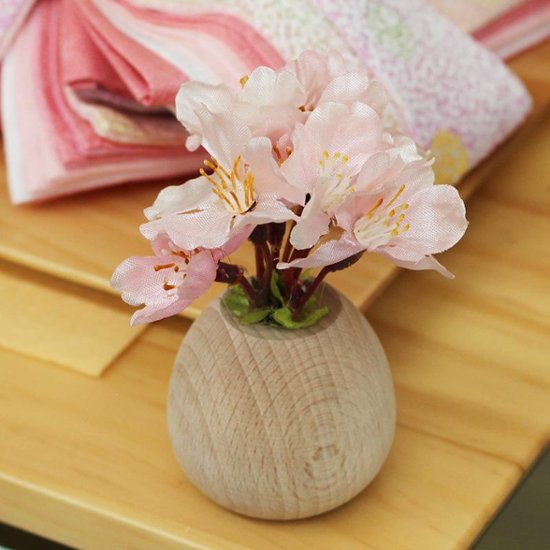 嘉祥作 小三五金彩衣裳着親王 白木造り平飾り 画像