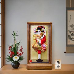 13号正絹刺繍振袖羽子板欅塗ケース飾の画像